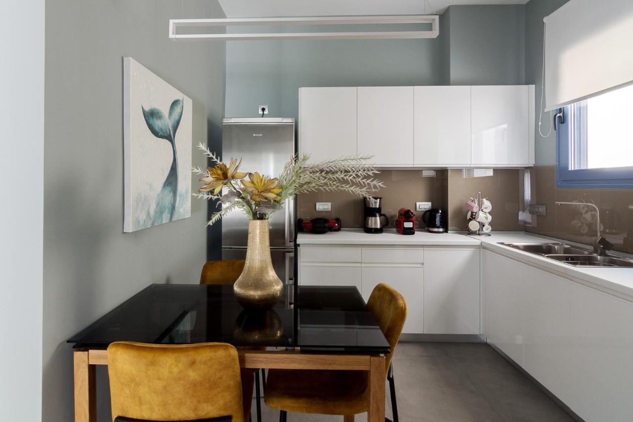 Hippy Designed 3Bedroom Apartment In Heraklion エクステリア 写真